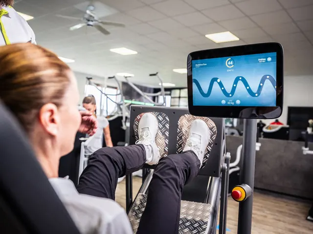 Training an eGym-Kraftgerät mit personalisierten Einstellungen