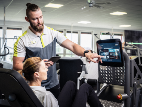 Persönliche Betreuung an der digitalisierten Trainingsfläche